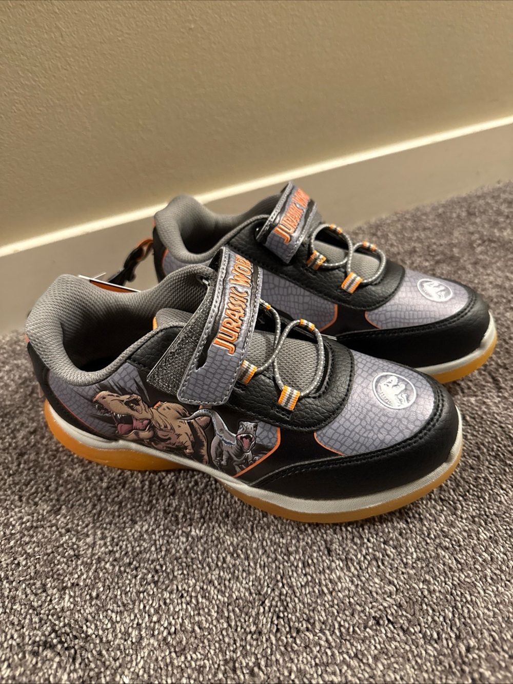 Kids' Jurassic Park Gray & Black Light-Up Sneakers- size 3. Brand new